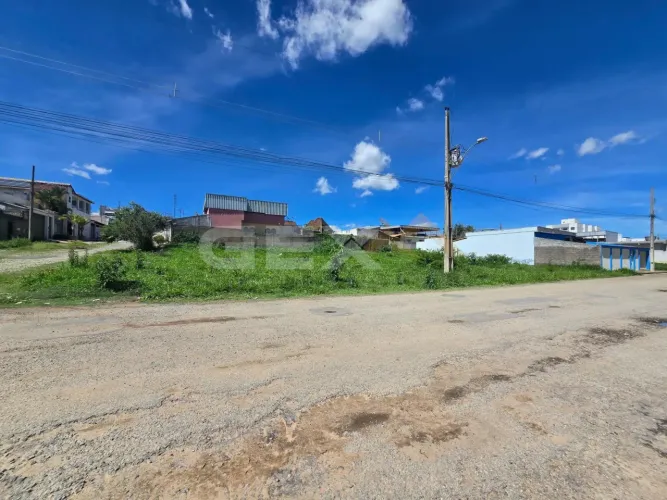 Terreno à Venda no Bairro São Roque em Divinópolis MG.