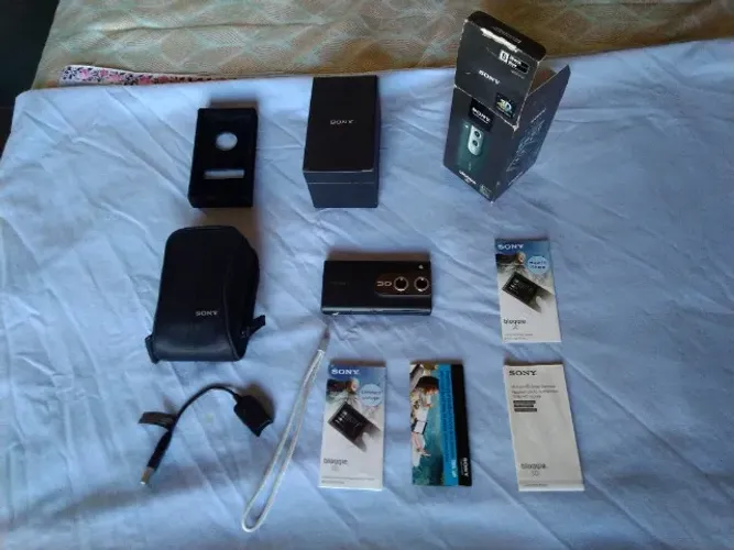 Câmera Filmadora Sony Bloggie 3D compacta de bolso HDMI Full Hd 1080p 3D MHS-FS3 na caixa