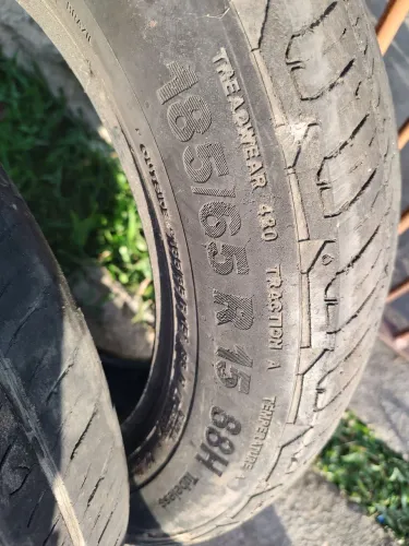 2 pneus 185 65 15 meia vida