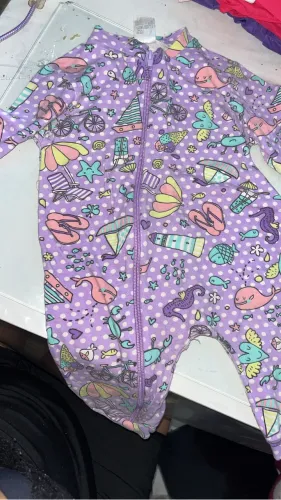 Lote de roupa de bebê menina
