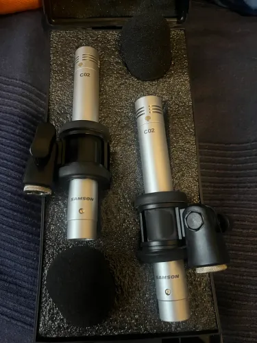 Microfone Samson C02 condensador dupla