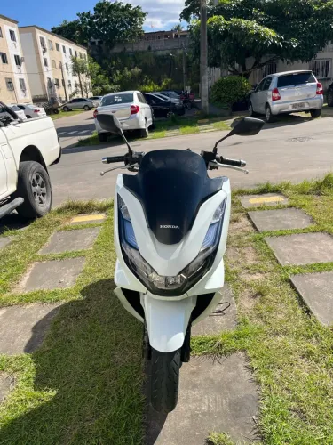 PCX 2023 branca