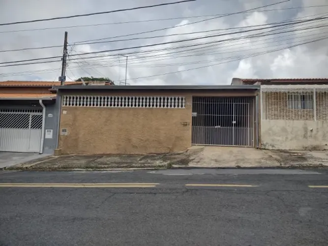 Casa DIC VI, 3 quartos, 2 banheiros, 2 vagas de garagem 