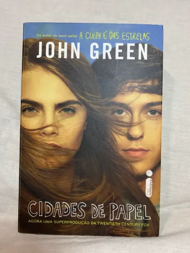 Livro Cidades de papel: Capa filme - John Green