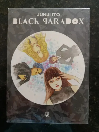 Mangá Junji Ito Black Paradox Capa Comun