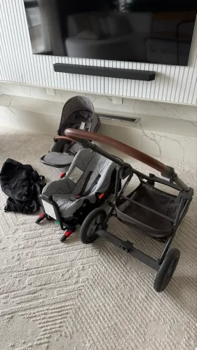 Carrinho de bebê com isofix ABC design Como 4