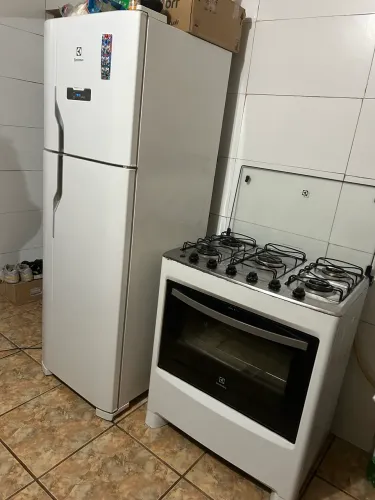 Geladeira Electrolux 2 portas Cor Branca