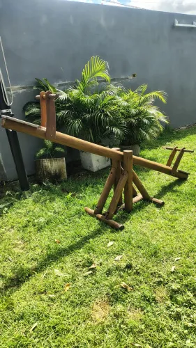 Gangorra de Madeira Maciça Artesanal - Estrutura Robusta