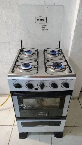 FOGÃO SUPER CONSERVADO - ENTREGO