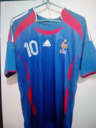 Camisa retro da seleção Francesa da copa de 2006.