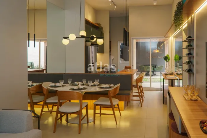 Casa Pronta ao Lado do Shopping Iguatemi Conforto, Sofisticação e Localização Privilegiad