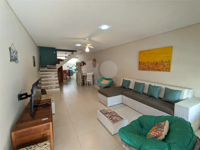 Sobrado residencial mobiliado á venda em Juquehy na praia de São Sebastião.