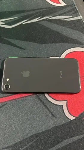 iPhone 8 64GB