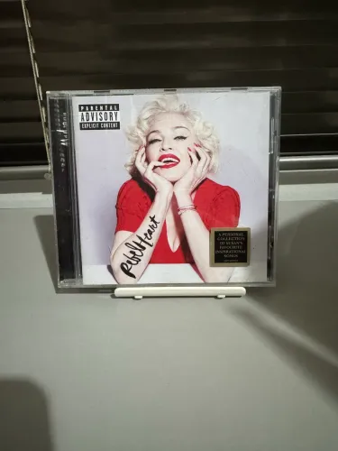 CD Madonna Rebel Heart Standard importado