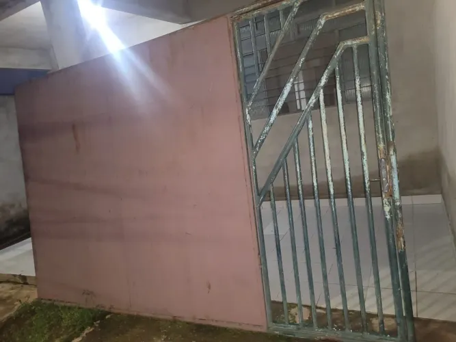 PORTÃO USADO