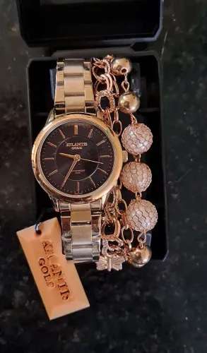 Relógio feminino Atlantis dourado a prova D'água