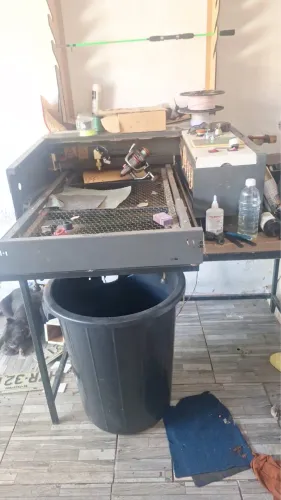 Máquina de corte a laser