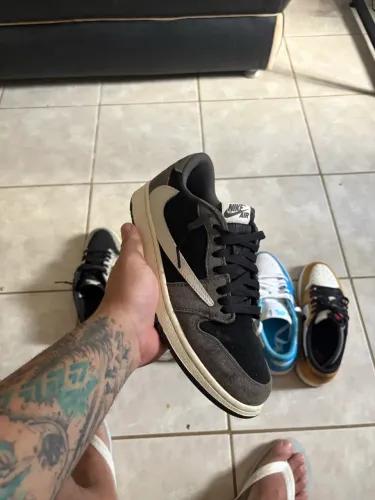 Jordan 1 low og travis custom
