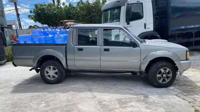 Mitsubishi L200 GLS 2.5 4X4 CD Diesel 2002