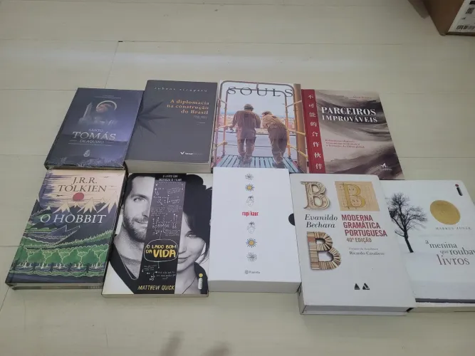 Vendo livro
