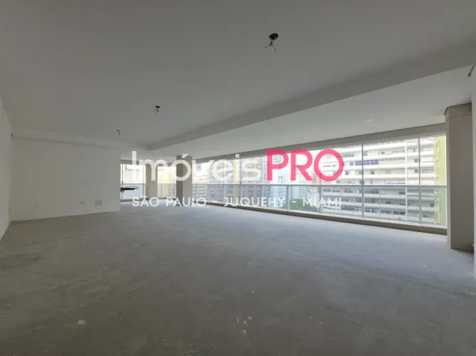 Apartamento de luxo no Jardins | A 300 metros da Casa Santa Luzia