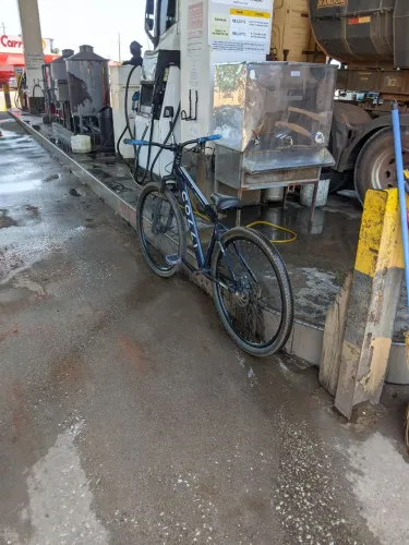 Vendo bicicleta colli toronto nova!