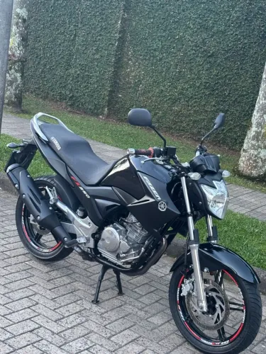 Fazer 250