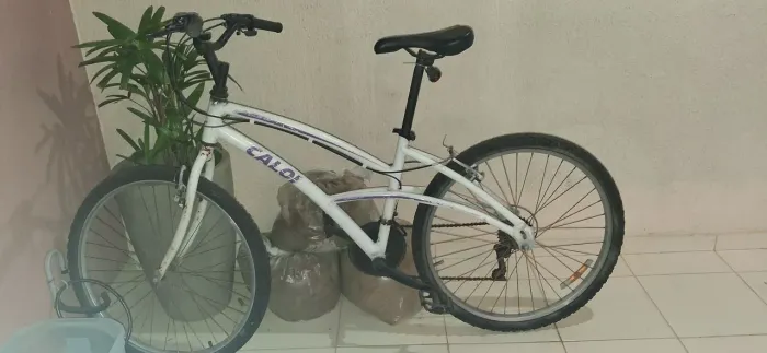 Bicicleta Caloi 100 Alumínio aro 26