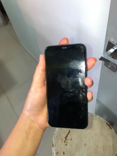 Vende-se IPhone 11 Pro Max