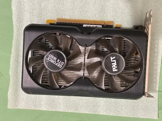 Placa de vídeo Geforce GTX 1650 4GB Palit