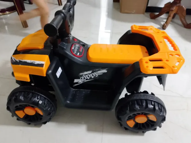 Quadriciclo elétrico zerado tudo ok sem qual que defeito