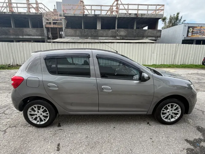 Renault Sandero Zen Flex 1.6 16V 5P Mec. 2020