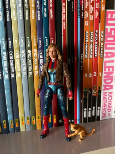Capitã Marvel - Linha marvel legends