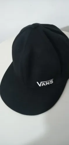 Boné Vans ( modelo: Splitz Flex Fit) 16×58 (AxC). Usado.