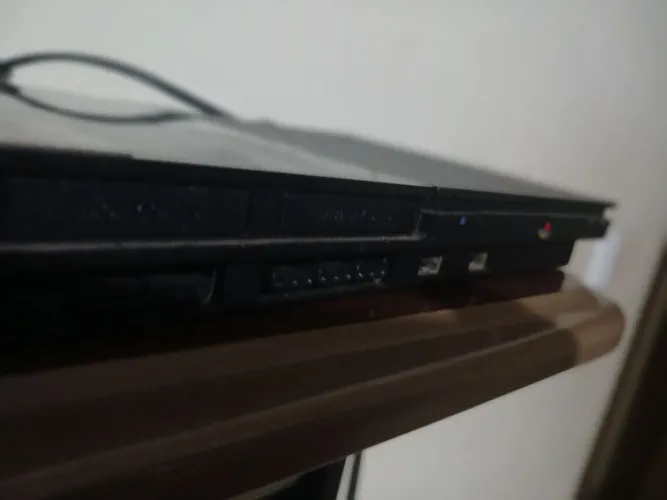 Vende-se ps2 (não respondendo)