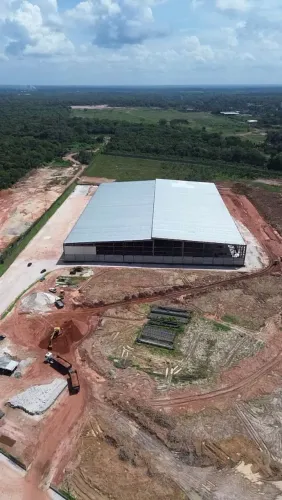 GALPÃO INDUSTRIAL 4.OOOM² - AV DAS FLORES 