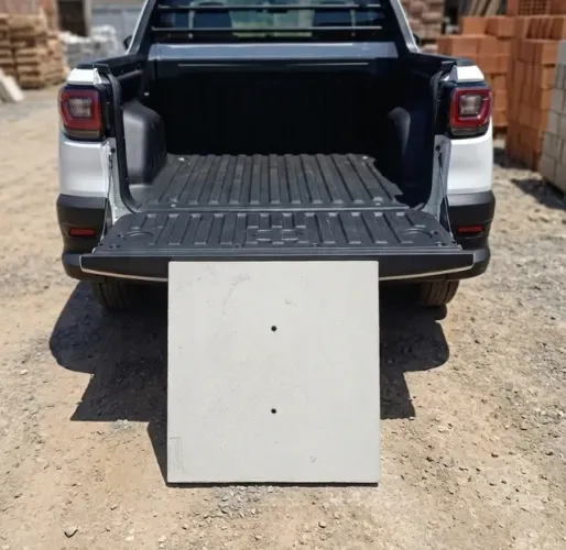 Tampa de Concreto armado reforçada 70x70cm - 5cm espessura fabricamos qualquer tamanho