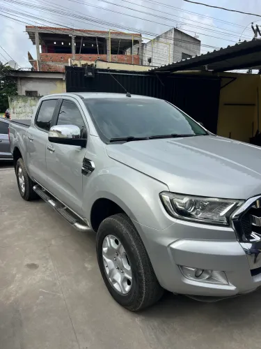 Ford Ranger XLT 2.5 16V 4X2 CD Flex 2017