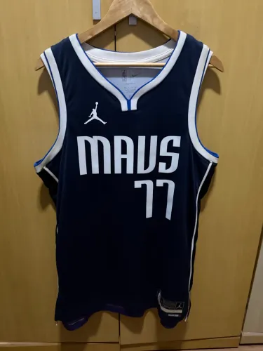 regata dallas mavericks statement edition