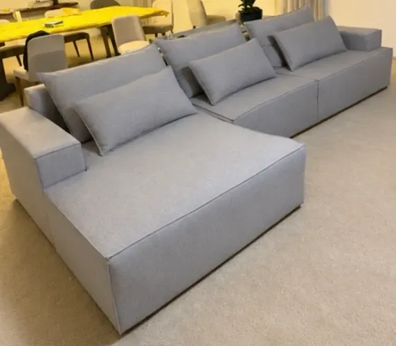 Vendo lindo sofá 3,50 metros. 