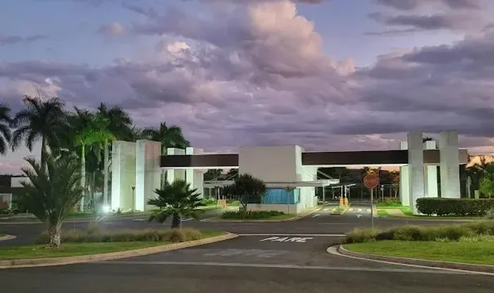 Lote com 434m² no Damha I - Cid. Ocidental
