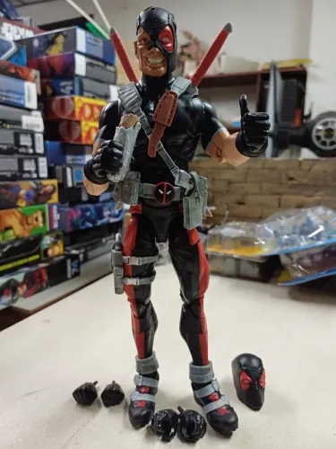 Deadpool variante Marvel Legends 12 polegadas 30 cm