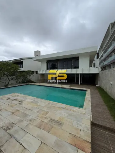 CASA COM 650m² NO BESSA PARA LOCAÇÃO