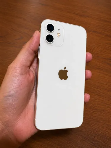 Troco iPhone 12 128GB Branco Original Apple - 81% de Saúde da Bateria - Excelente Estado