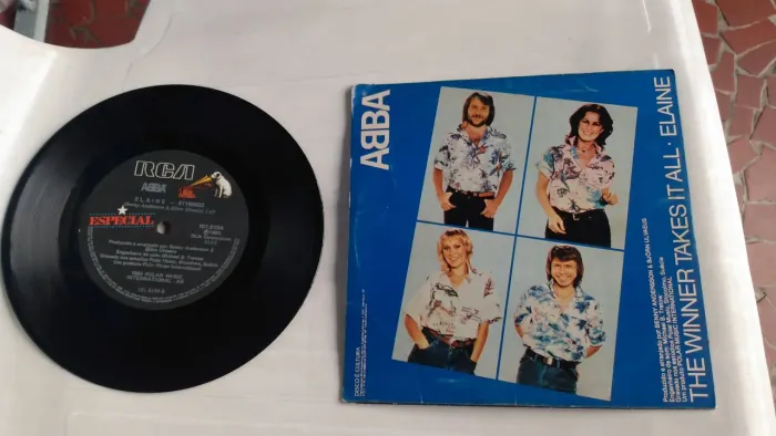 Vinil compacto ABBA ótimo estado.