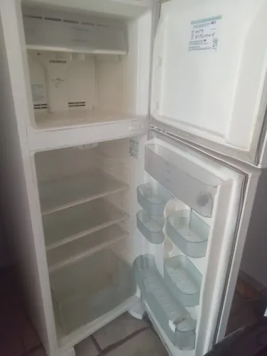 Geladeira froste free 