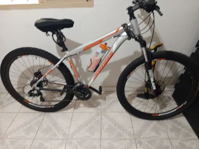 Bike aro 29 semi nova