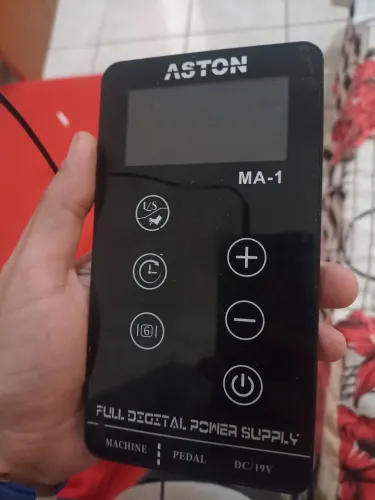 Fonte Aston