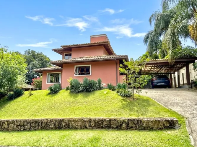 Casa com 4 dormitórios à venda, 200 m² por R$ 2.950.000,00 - Porto da Lagoa - Florianópoli