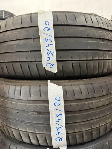 Pneus 245/45/20 marca Michelin